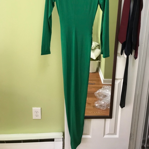 Dress - Picture 3 of 4